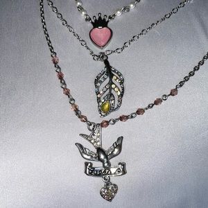 Guess layered necklace pink stones bird